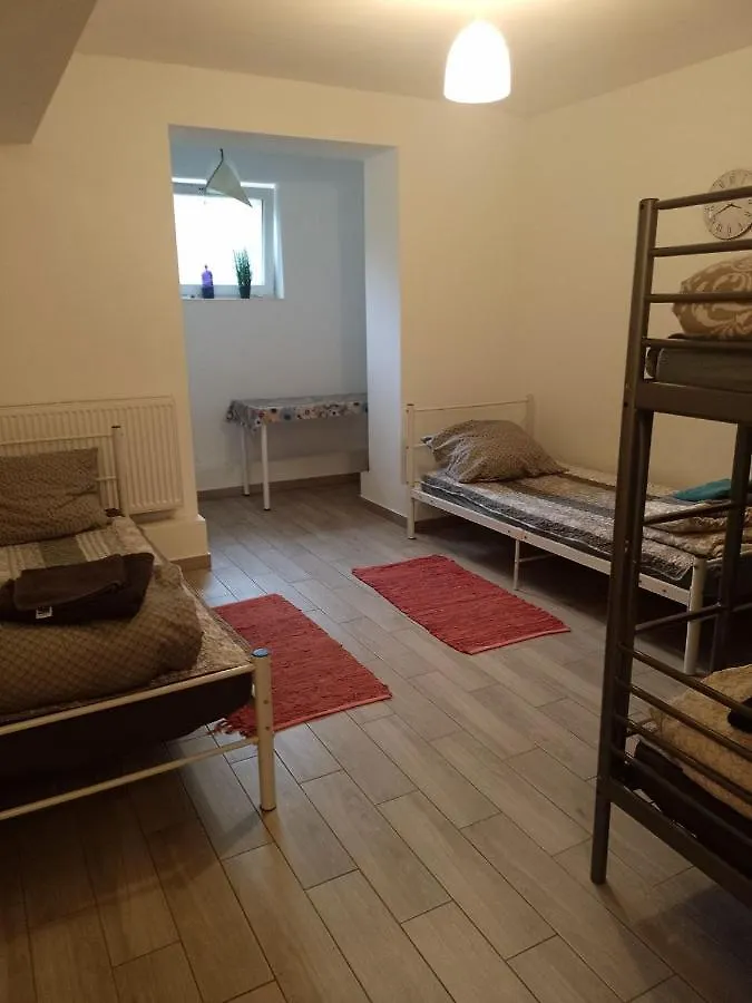 Apartment Mieszkanie #3 - Kawalerka Z Kuchnia I Lazienka 1-4 Osoby, To Jeden Pokoj-Kawalerka Krakow Poland